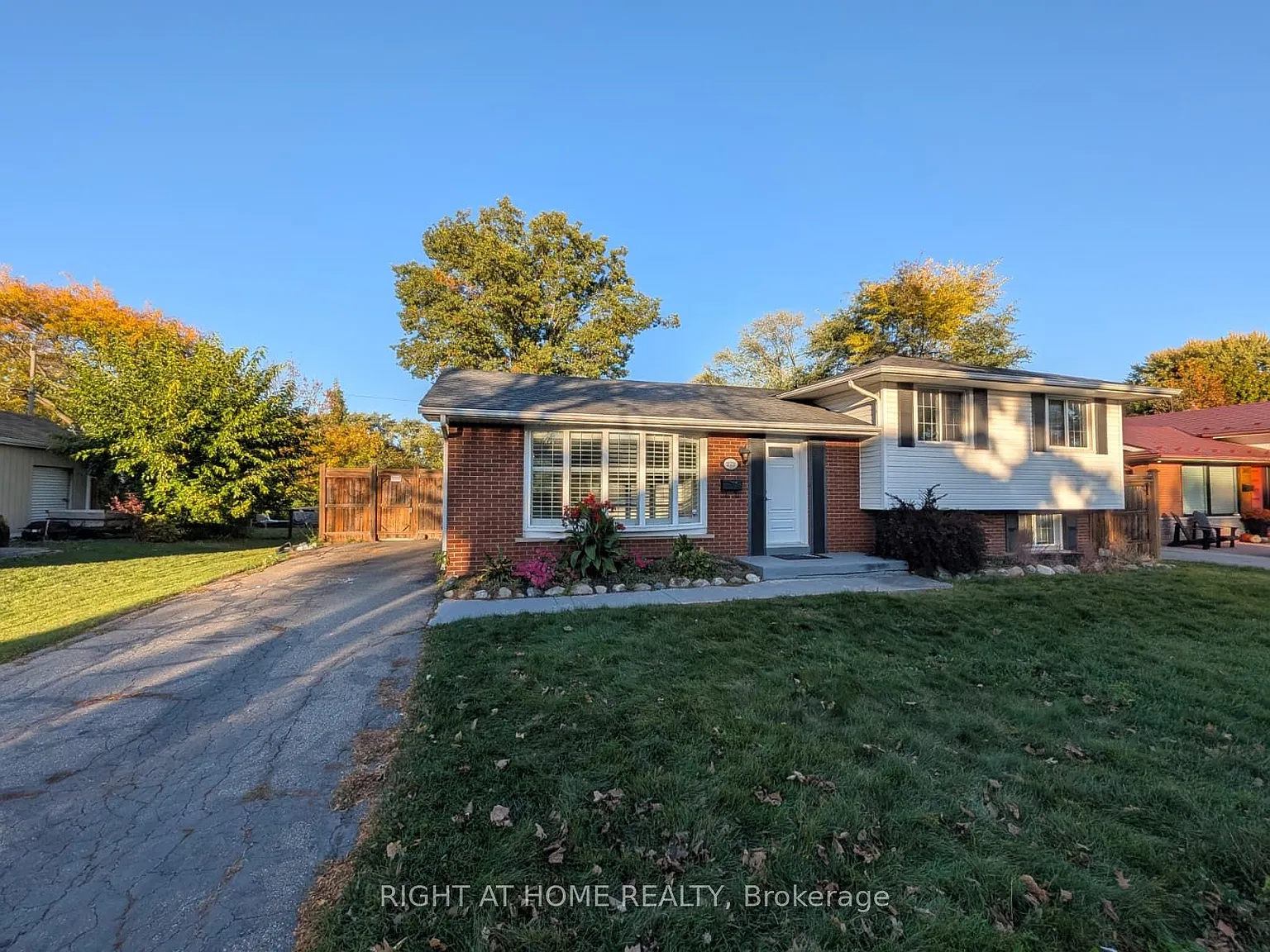 3 bed, $3,800 — Photo 3