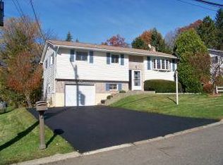 4169 Cheryl Dr, Binghamton, NY 13903