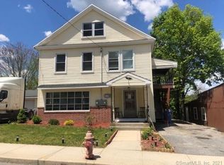 178 S Main St, Brooklyn, CT 06234