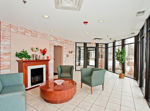 2nd image of 6401 Lincoln Ave Unit 510