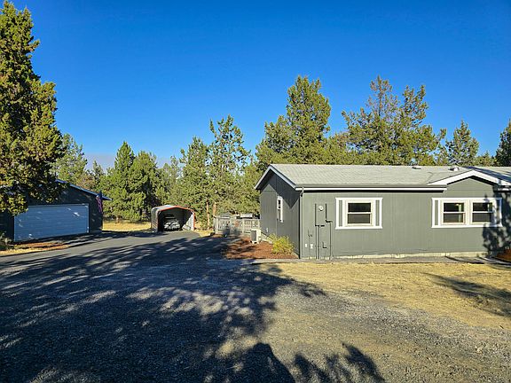 2nd image of 4150 SE Jerry Dr