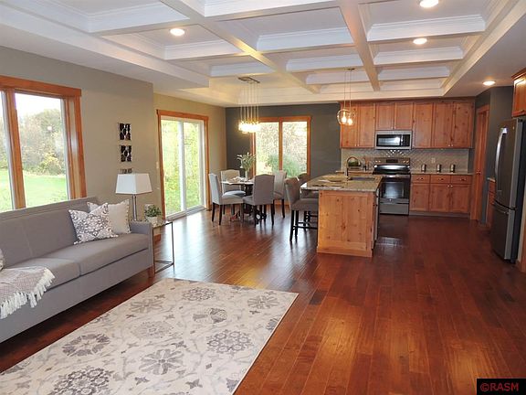 5th image of 104 Redhawk Ct