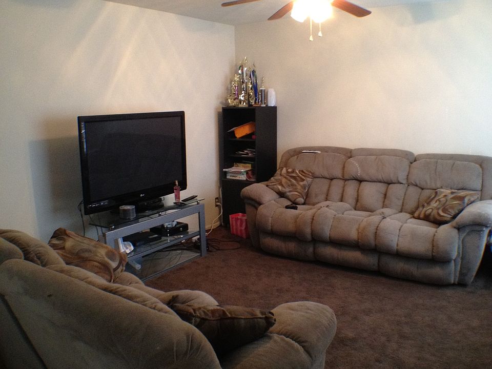 1st image of 2612 Gideon Cres
