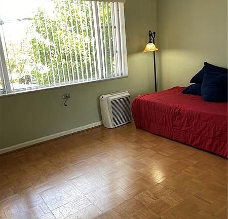 4th image of 5900 NE 22nd Way APT 830