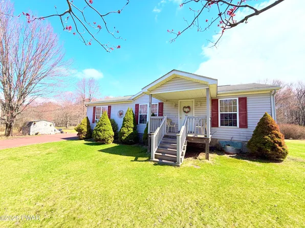 56 Meadowland Dr, Damascus, PA 18415