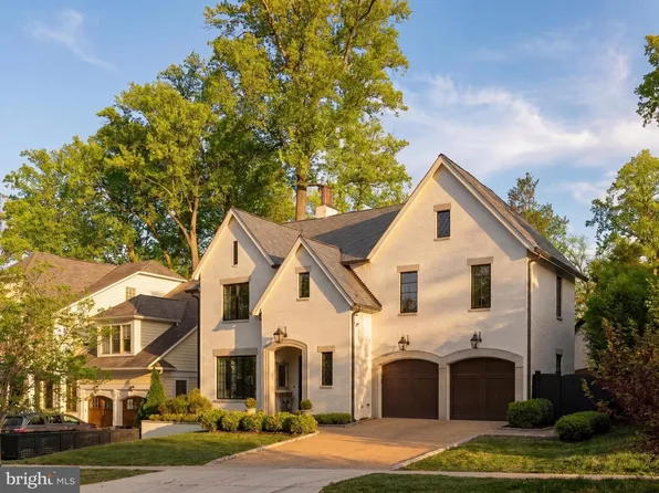 8003 Newdale Rd, Bethesda, MD 20814