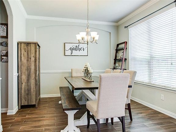 3rd image of 16601 Spence Park Ln