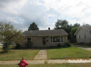 103 Riverside Dr, Montgomery, IL 60538