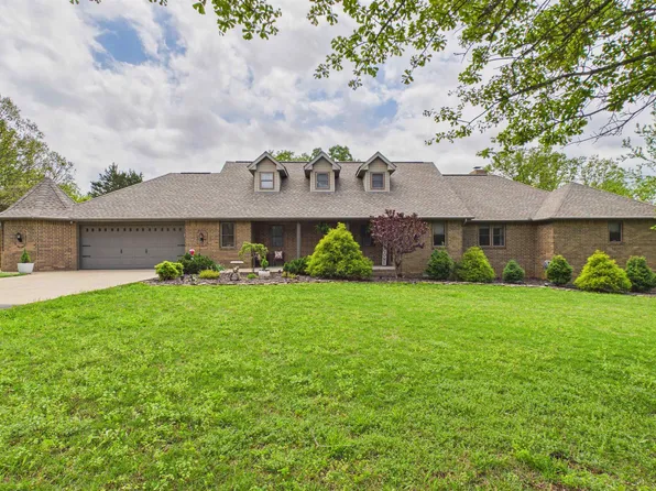 594 Woodridge Dr, Mountain Home, AR 72653