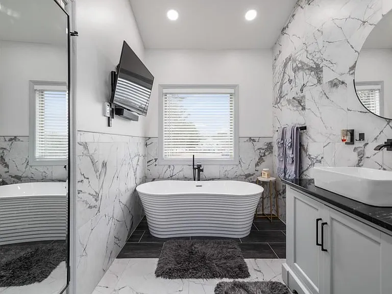 9937 Mancunian Way — Photo 25