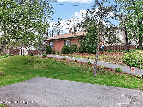 5th image of 296 2nd Avenue