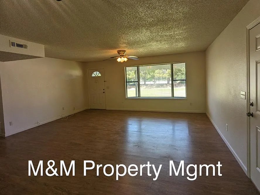 2 bed, 1450 sqft, $2,750 — Photo 3
