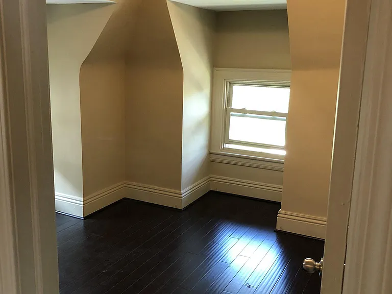 615 W Ferry St #6 — Photo 14