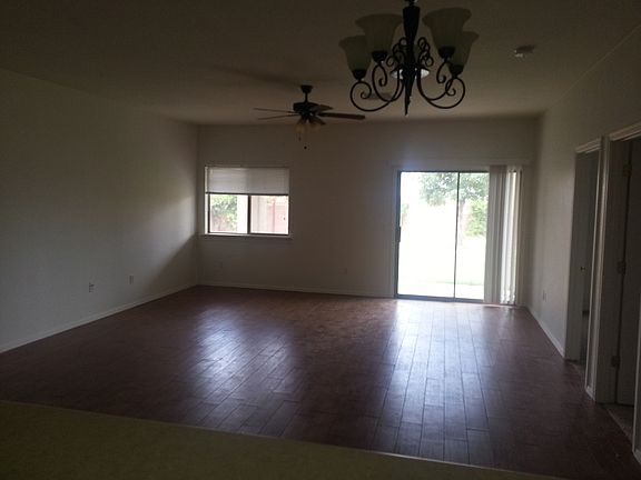 4th image of 11874 W Fontenelle Dr