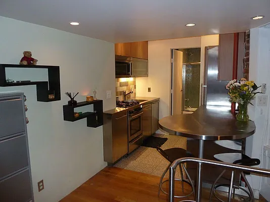 Rented by The Find NY | media 27