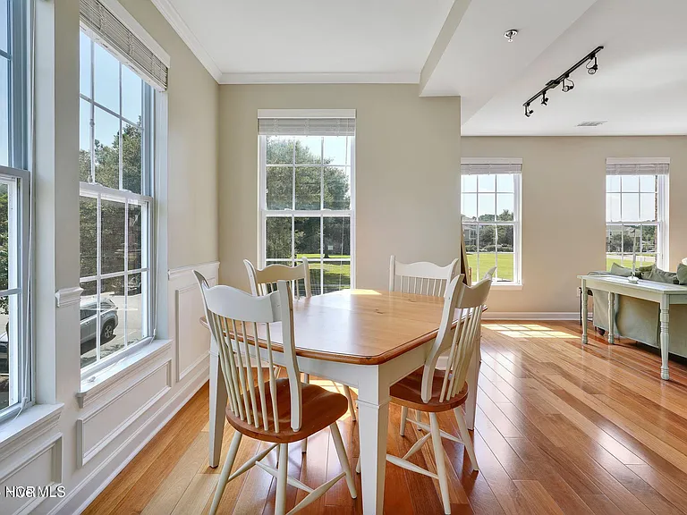 1790 Queen Anne St #1 — Photo 8