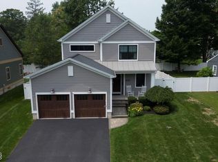 83 Monroe St, Saratoga Springs, NY 12866