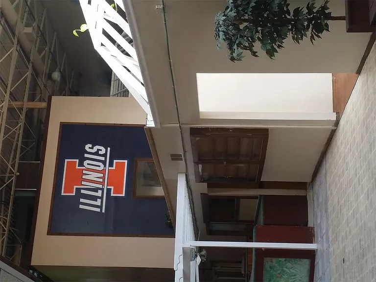 1306 Lincoln Atrium — Photo 18