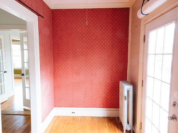 Sitting room - 2nd floor