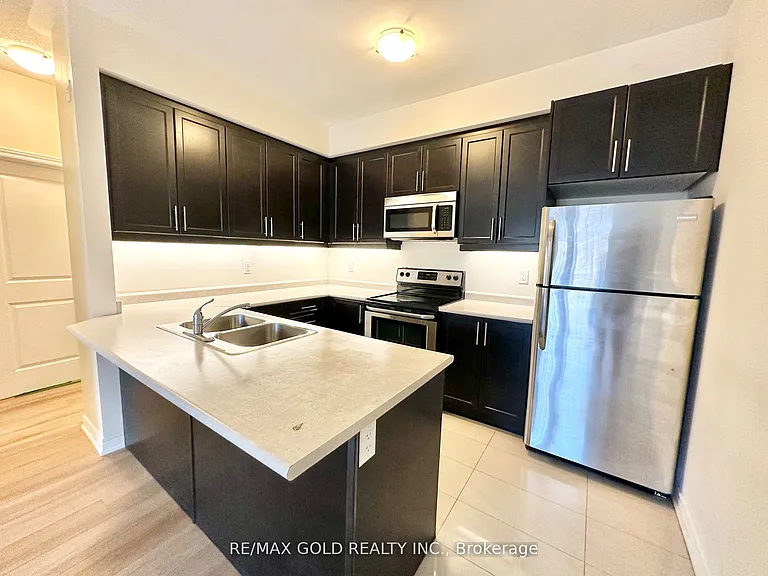 263 Georgian Dr #308 — Photo 12