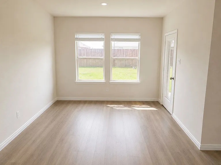 1306 Blossom Court Dr — Photo 5