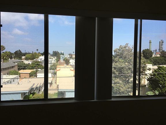 4th image of 127 Loma Vista St