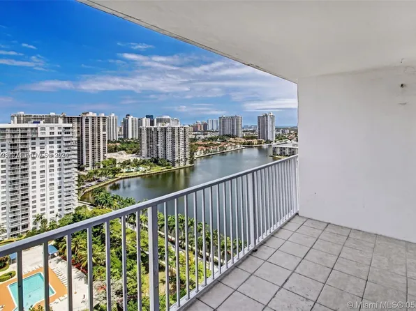 2801 NE 183rd St APT 2208W, Aventura, FL 33160