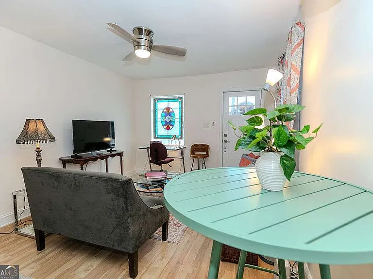 150 South Ave SE #1 — Photo 5