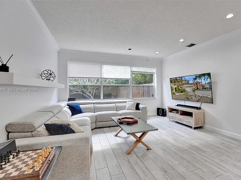 2508 Cardamon Ave — Photo 4