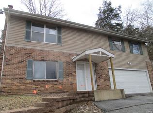 117 Eastview Dr, Fenton, MO 63026