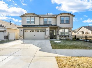 2631 E Red Garnet St, Eagle, ID 83616