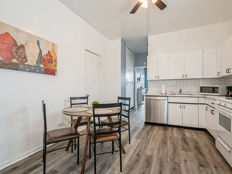 2818 N Ashland Ave #1 — Photo 6