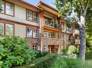 3355 Rosemary Heights Dr #111, Surrey, BC