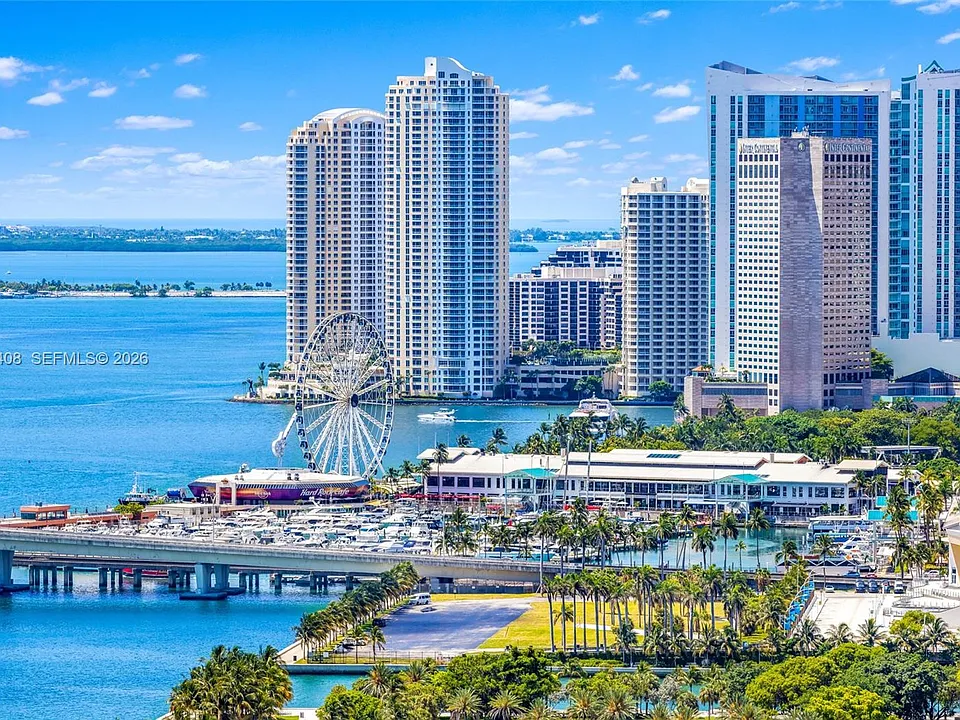 1750 N Bayshore Dr #3308