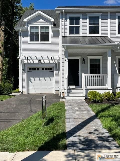 1st image of 29 Halsey St