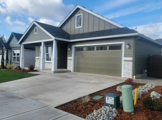 738 NW 28th St, Battle Ground, WA 98604