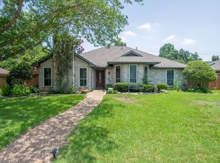116 Meadowglen Cir, Coppell, TX 75019