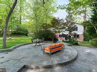 3305 Clearwood Ct, Falls Church, VA 22042