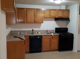 164 S Marks Way APT F, Orange, CA 92868