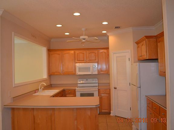 2nd image of 146 Cypress Run Dr