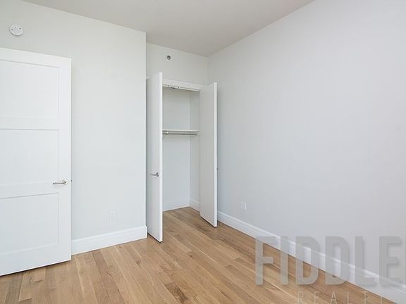 3rd image of 44-41 Purves St #501