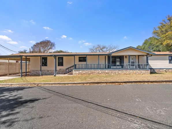 42 Riverfront Dr S, Kerrville, TX 78028