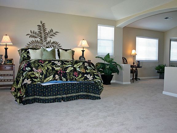 Master suite can be 6th bedroom