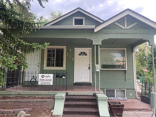 2 bed, 1200 sqft, $1,890 — Photo 2