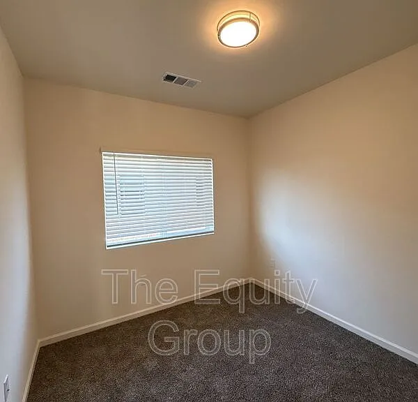 723 S Pinkham #101 — Photo 18