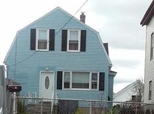 76 Mott St, Fall River, MA 02721