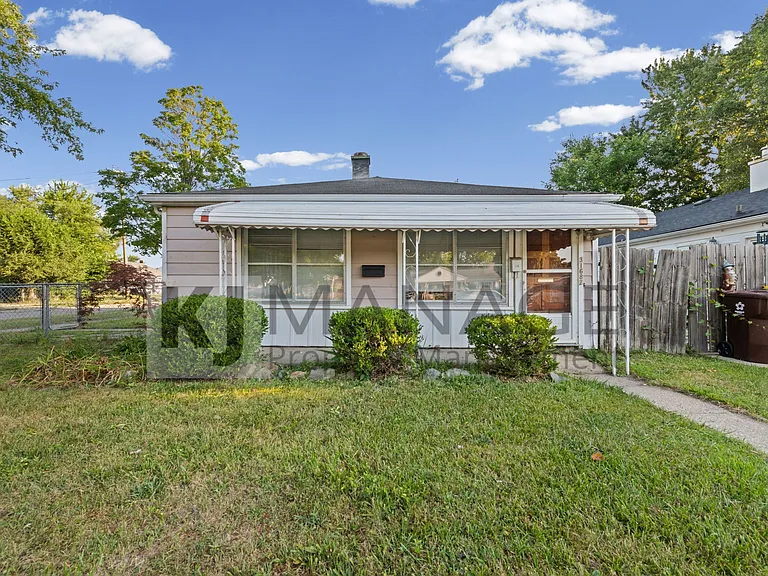 31682 Carlisle Pkwy — Photo 1