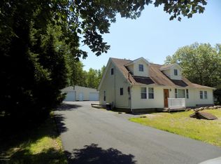 138 Hawthorne Rd, Albrightsville, PA 18210