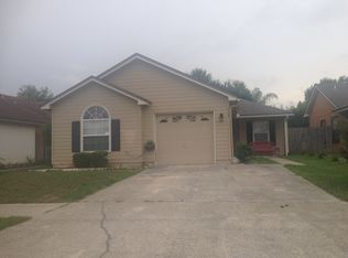 256 W Carriann Cove Trl, Jacksonville, FL 32225