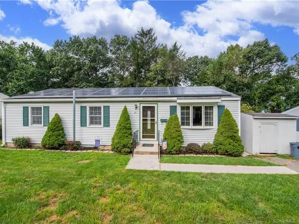 25 Christian Hill Road, Waterbury, CT 06706